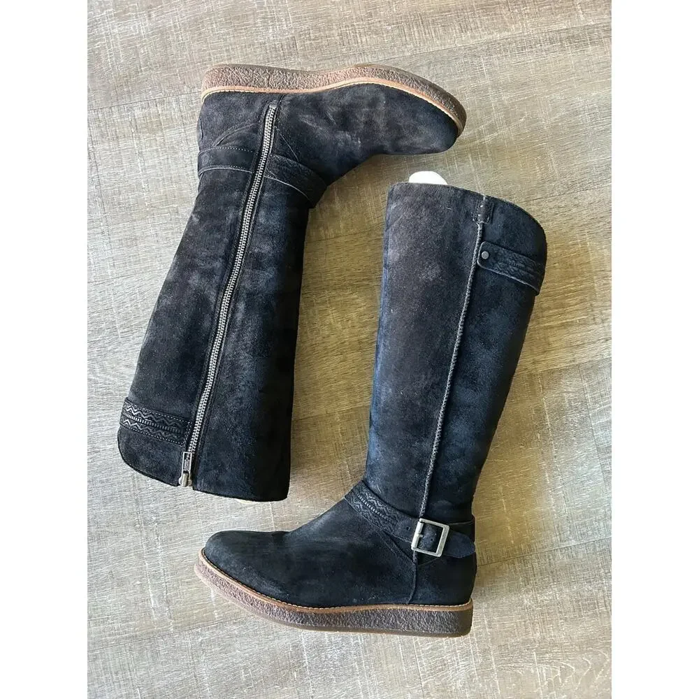 UGG Gellar Tall Boots Womens 7 Black Sheepskin Lined Suede Leather 1013196
